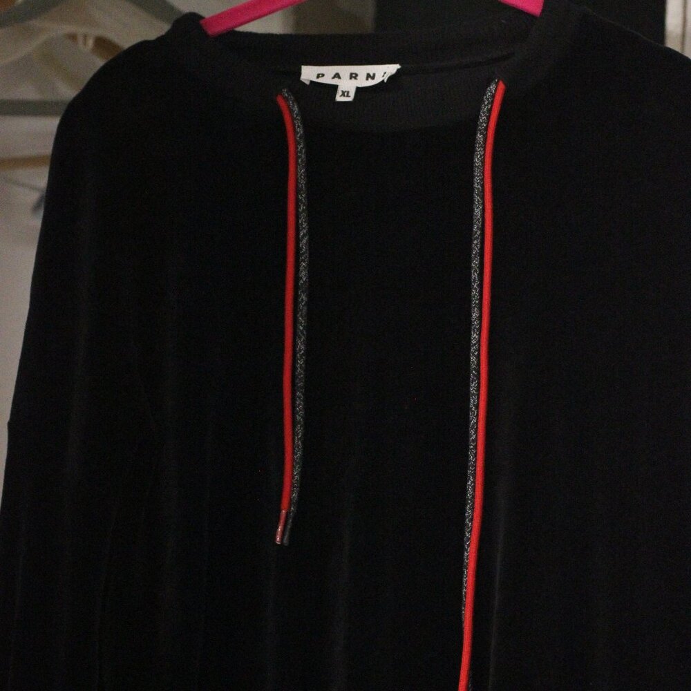 NWOT Black Sweater with Red & Gray Drawstrings Women’s Size XL